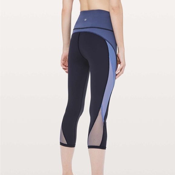 Lululemon Colour Me Ombre Crop *21"
Midnight Navy / Gatsby Blue / Visto Blue - Picture 1 of 10